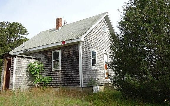 4th image of 43 Fresh Meadow Drive