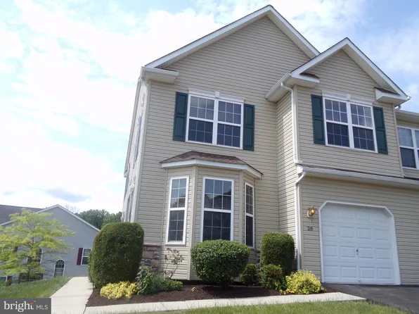 28 Emily Ct, Reading, PA 19606