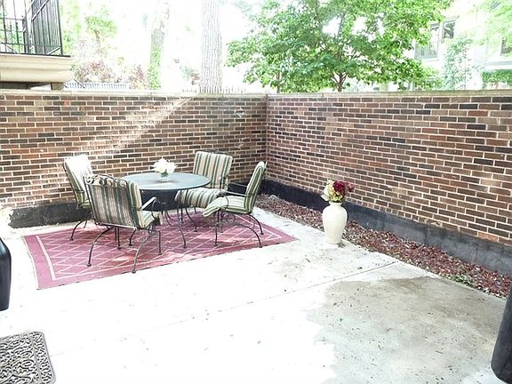 4th image of 1839 N Bissell St #1