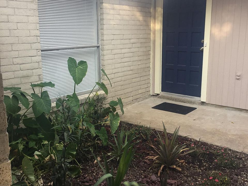 1st image of 639 Charidges Dr