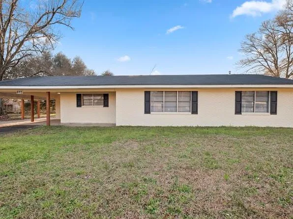 845 Elm St, Marksville, LA 71351
