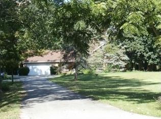 196 S Westlawn Dr, Midland, MI 48640