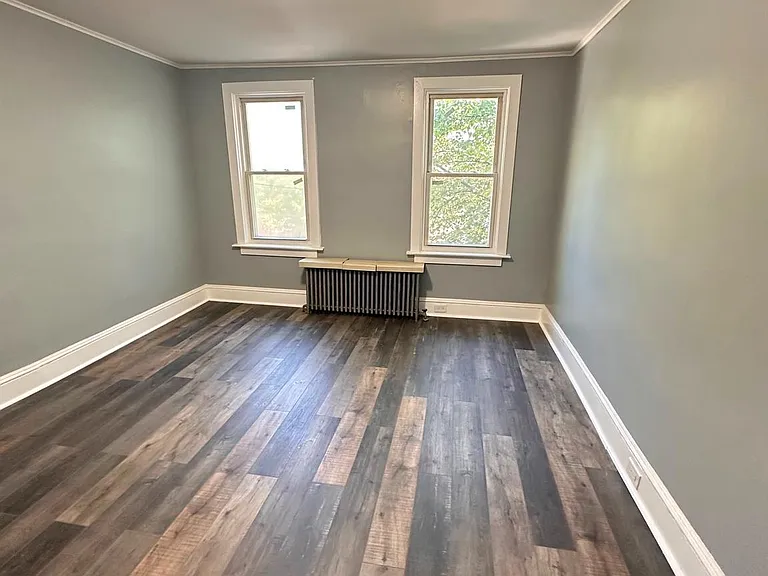 247 Morris Ave — Photo 9