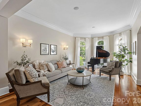 5th image of 7013 Camrose Crossing Ln