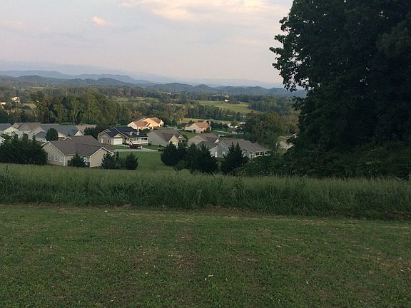 4th image of 151 Ponderosa Dr