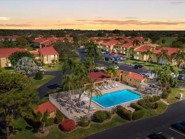 5333 SE Miles Grant Road #105, Stuart, FL 34997