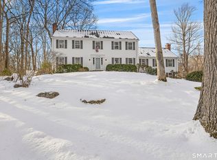 1038 West Road, New Canaan, CT 06840