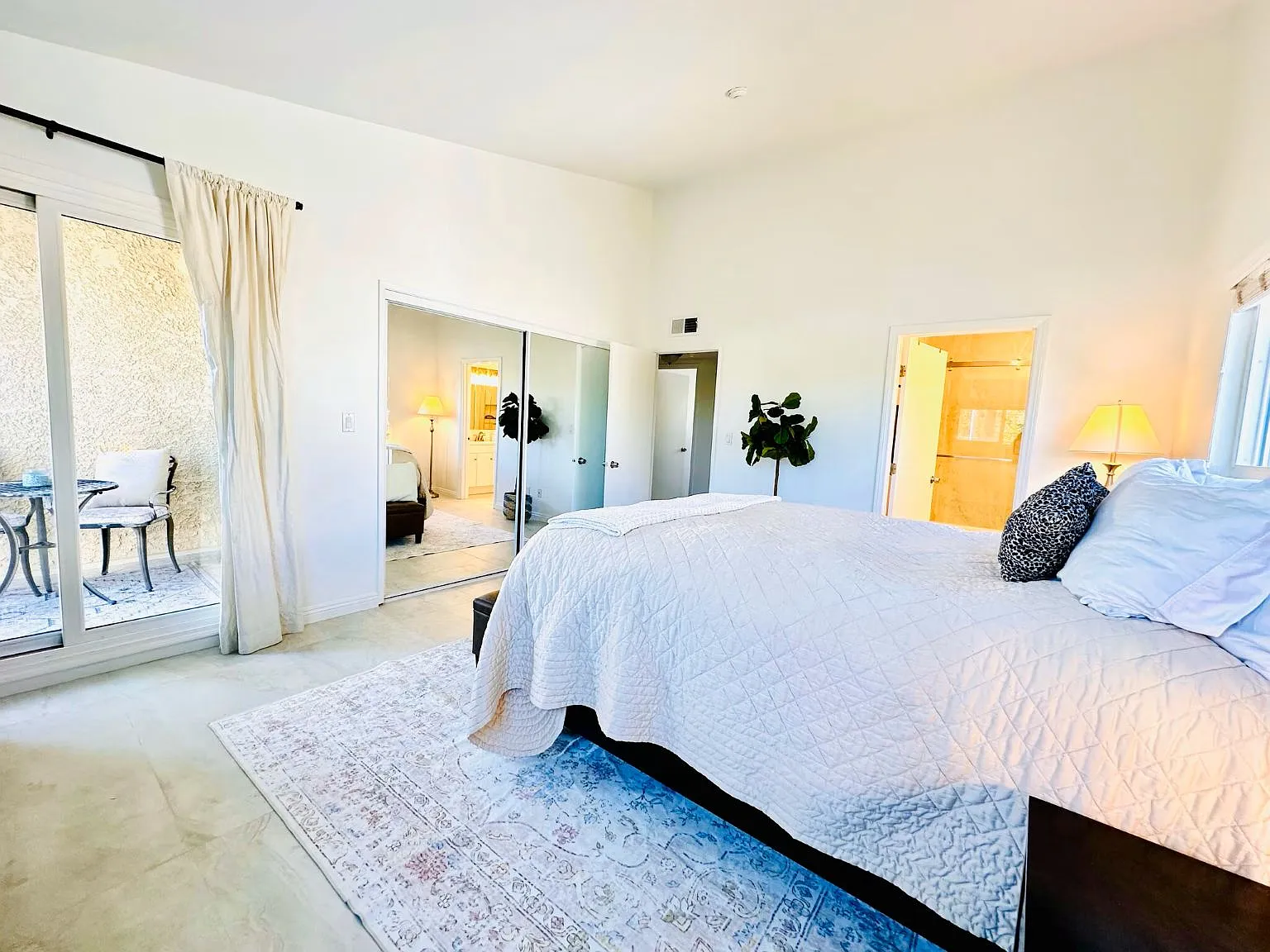 2 bed, 1175 sqft, $5,000 — Photo 3