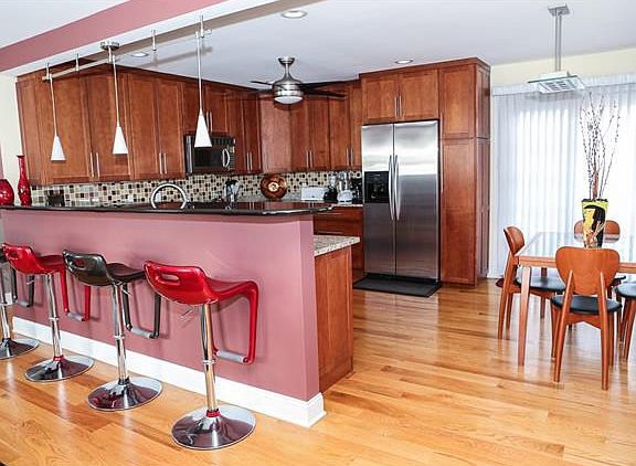 4th image of 34 Bunker Hill Cir #34