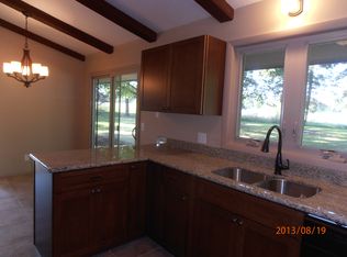 915 Fairway Dr, Princeton, IL 61356