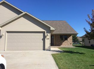 1219 Pinecrest Blvd, Appleton, WI 54915