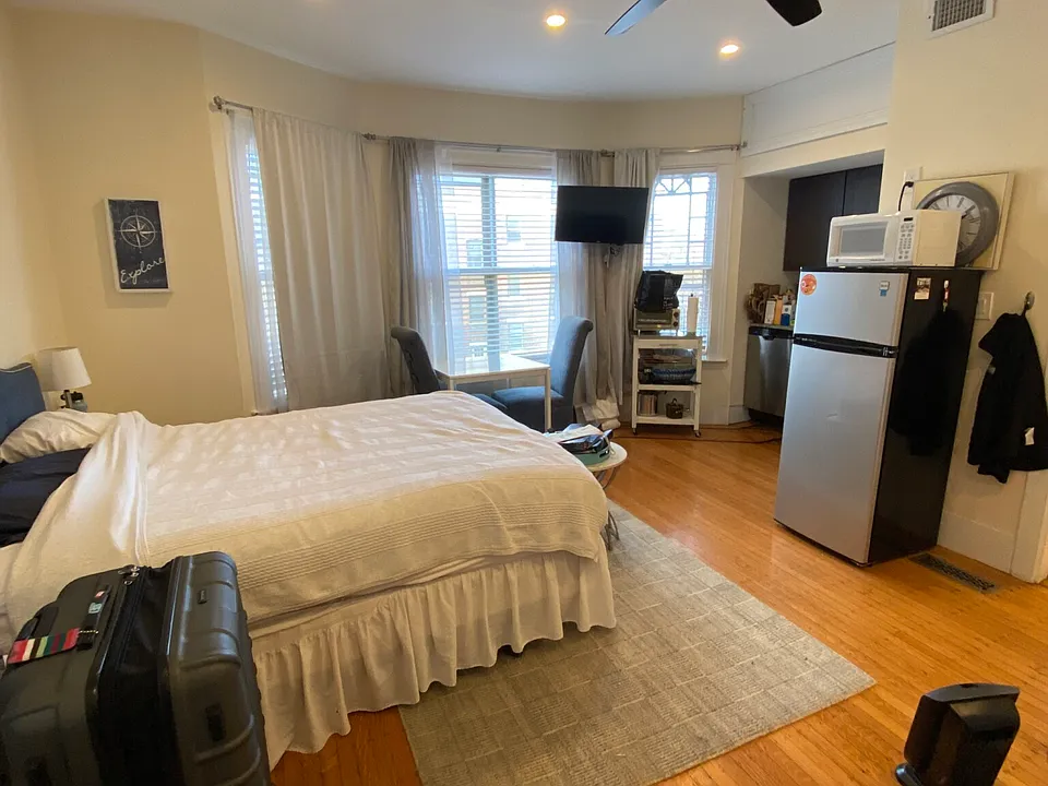 14 Chiswick Rd #1A