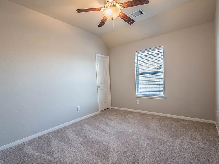 24726 Colonial Elm Dr — Photo 17