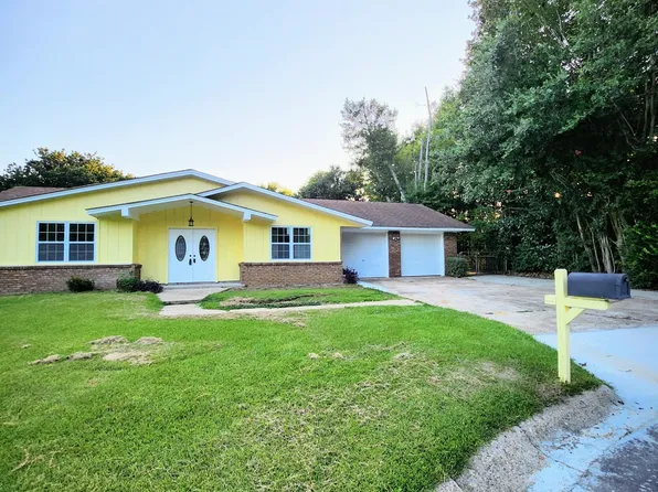 11235 Kathy Ct, Gulfport, MS 39503