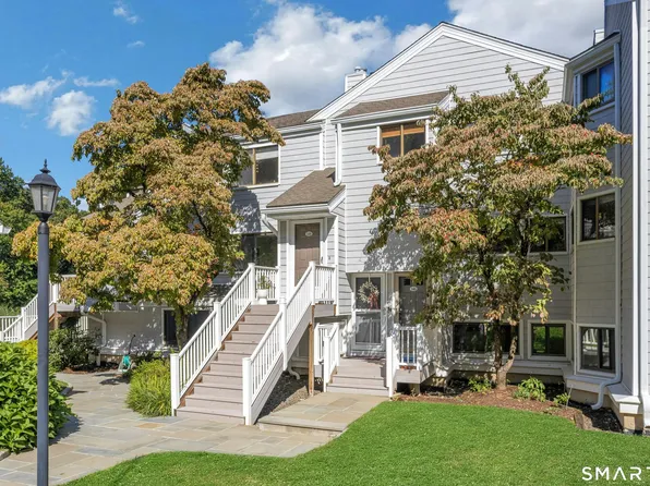 147 Rowayton Woods Drive #147, Norwalk, CT 06854