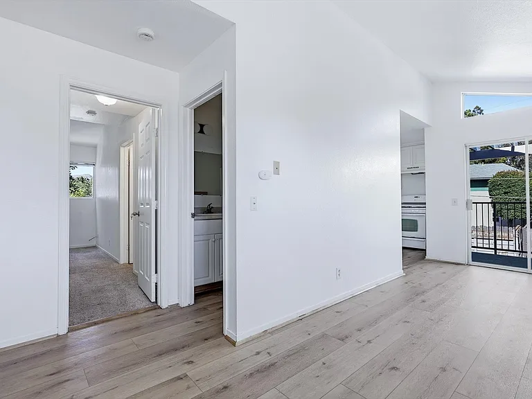 124 Stenner St #B — Photo 3
