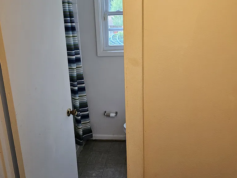 1404 Chilton Dr — Photo 27