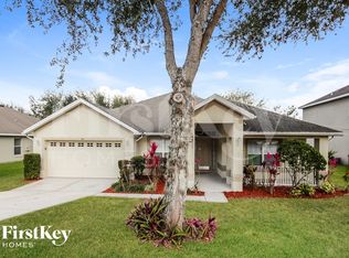 381 Maudehelen St, Apopka, FL 32703