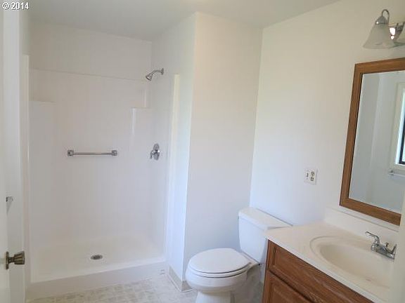 3rd image of 368 NE 19th Ave