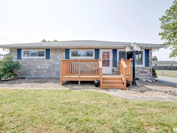 516 Northwestern Ave, Taylorville, IL 62568