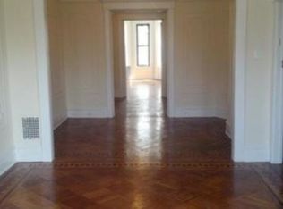 526 Bay Ridge Pkwy, Brooklyn, NY 11209