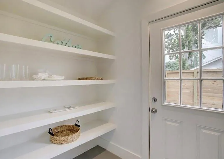 6109 N Main St — Photo 11