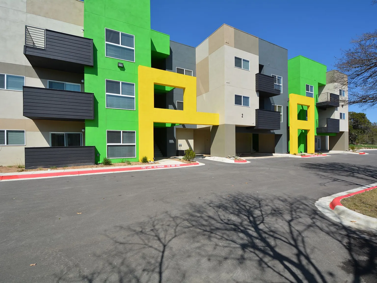 Green Spring Apartments — Photo 2