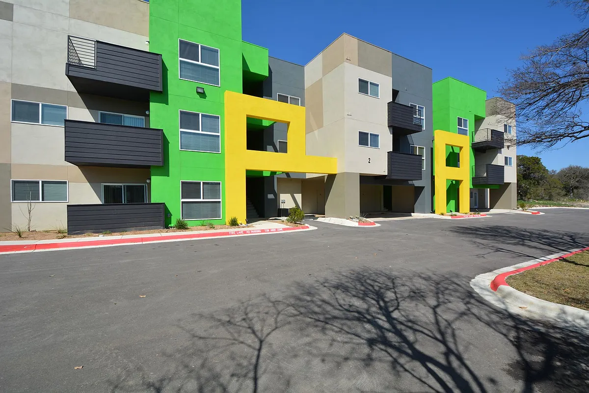 Building Photo - Green Spring Apartments