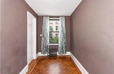 4th image of 120 Waverly Pl APT 4F