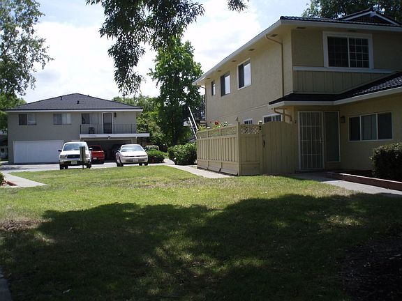 2nd image of 794 Warring Dr APT 2