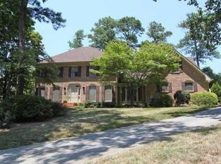210 Glen Meadow Ct, Sandy Springs, GA 30328