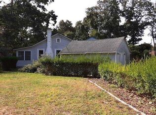 6 Alder Dr, Mastic Beach, NY 11951
