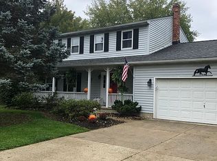 9264 Island Rd, North Ridgeville, OH 44039