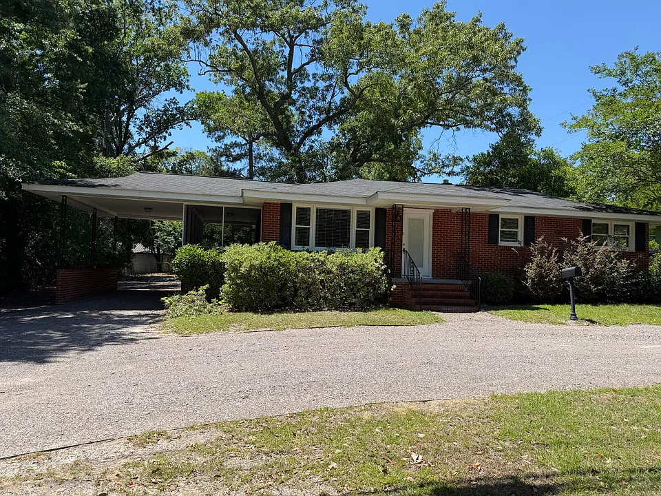 228 Silver Bluff Rd #1