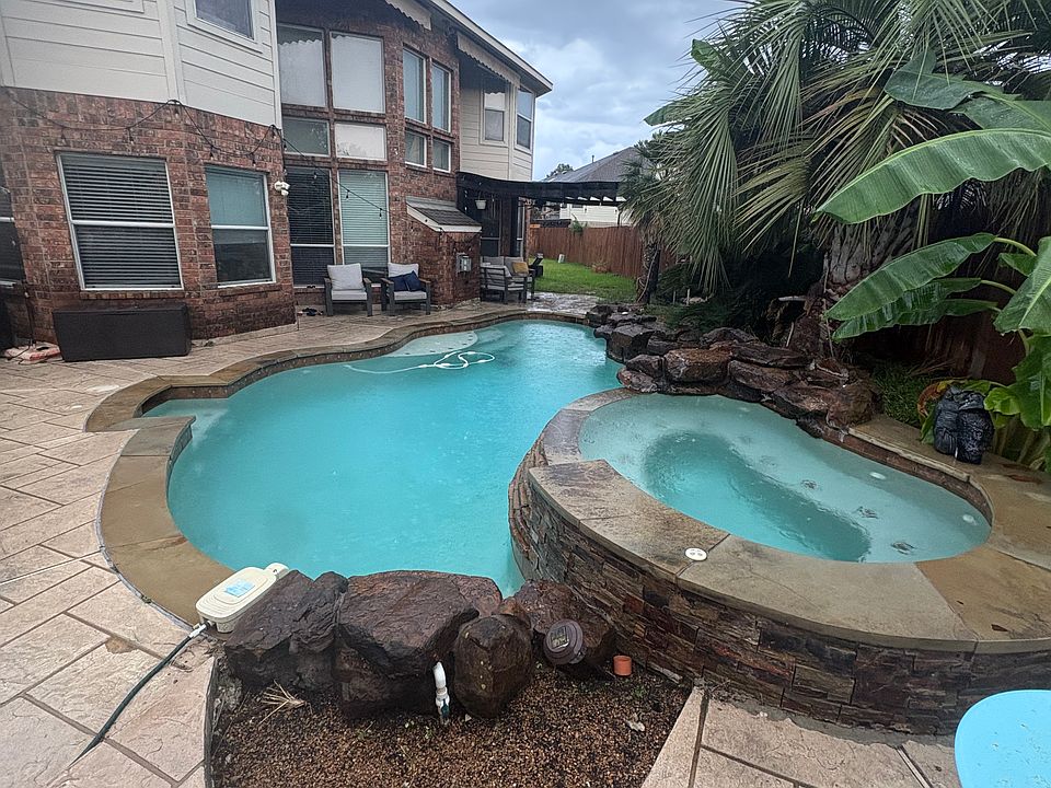 1st image of 6114 Little Stone Ct
