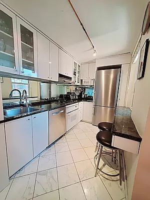 3rd image of 340 E 80th St #15M
