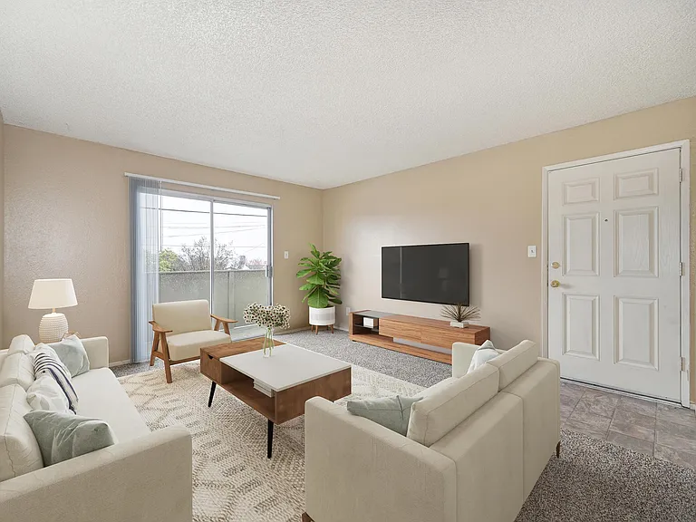 Village Ceres Apartments — Photo 6