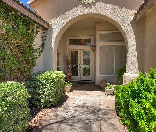 3rd image of 698 Tiffany Bend Ct