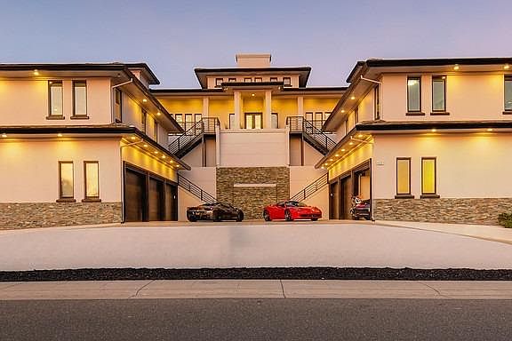 2nd image of 402 Serpa Way