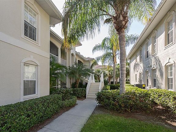2nd image of 5203 L Pavia Blvd #5203