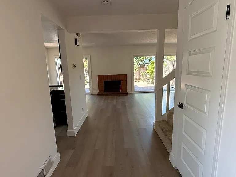 2915 Salem Dr — Photo 5