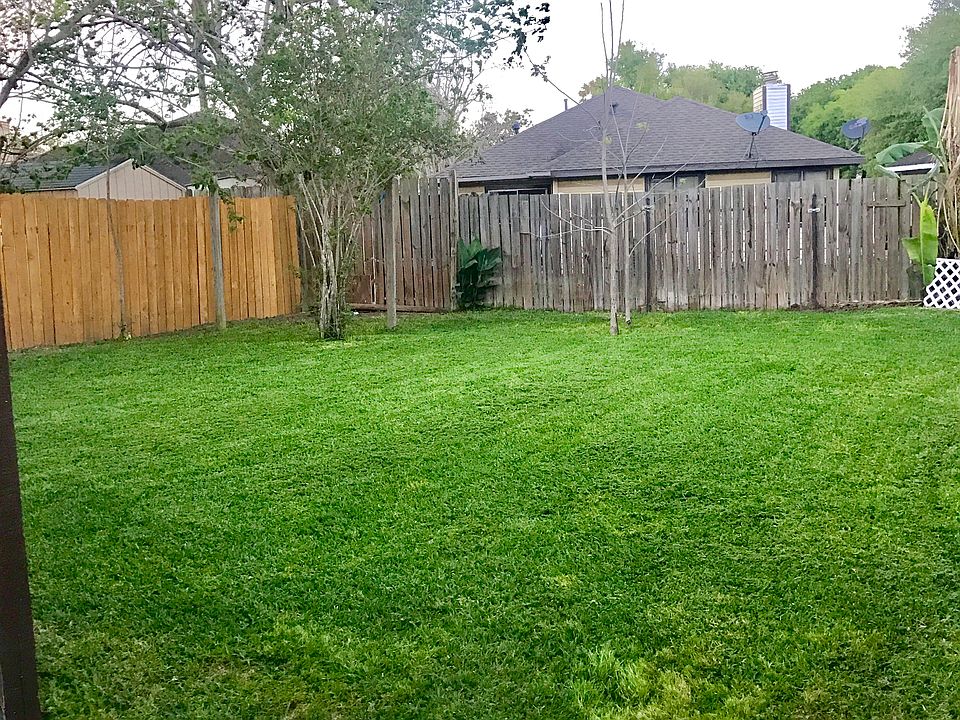 2nd image of 12201 NW 89th Ct
