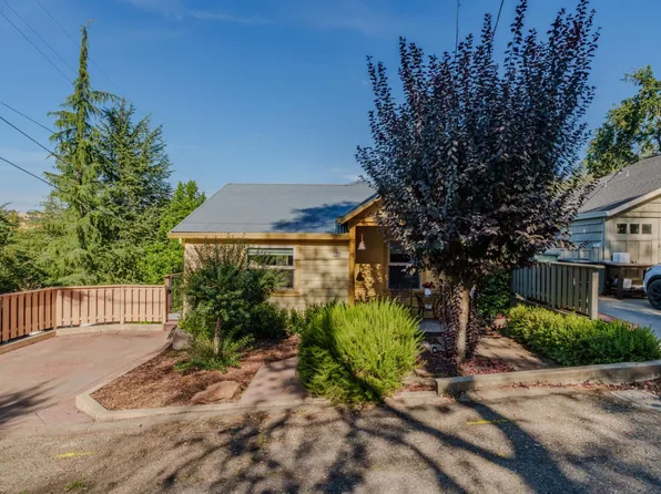 110 Dennis St, Sutter Creek, CA 95685