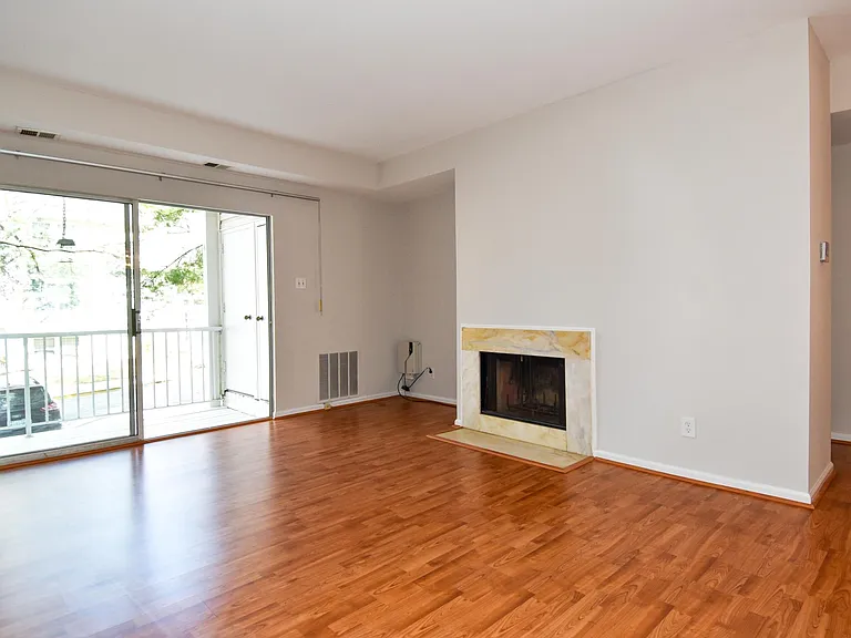 25 Pickering Ct #2 — Photo 11