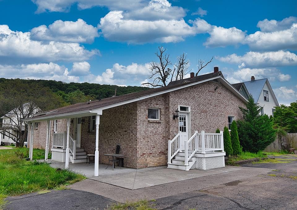 1st image of 545 Elk St