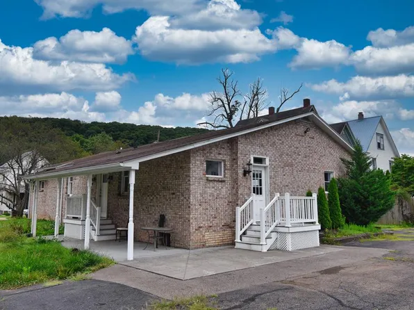 545 Elk St, Franklin, PA 16323