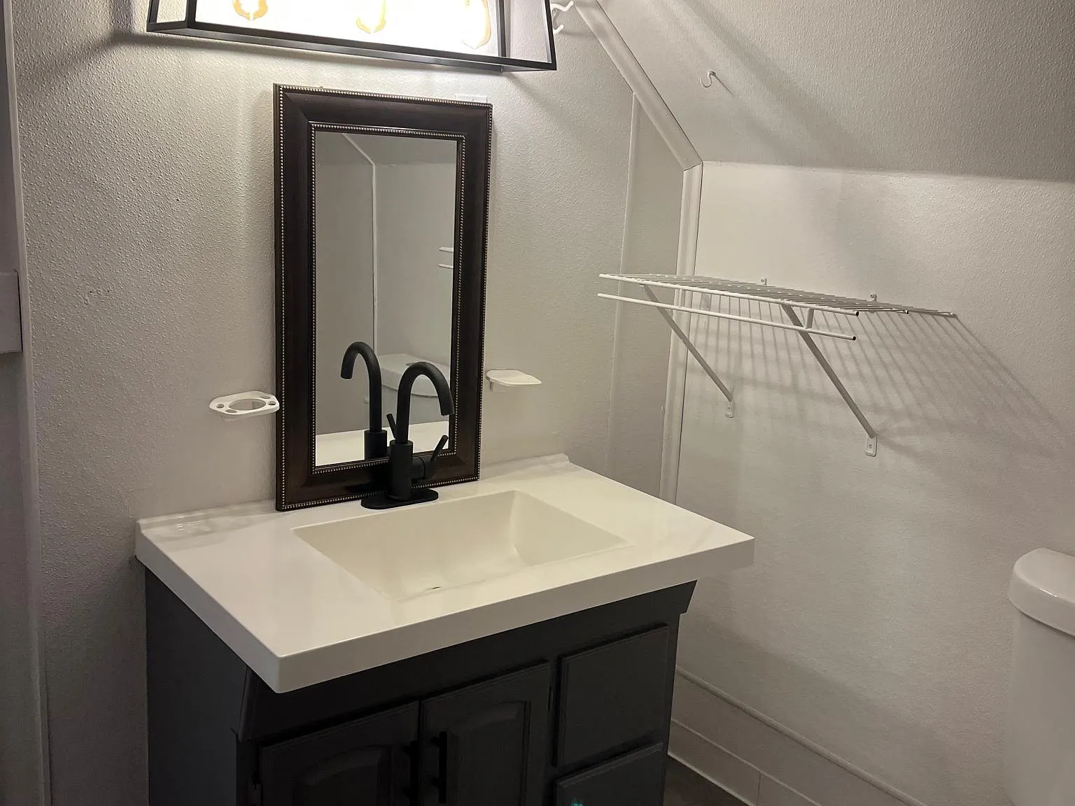 326 Taylor Ave — Photo 3