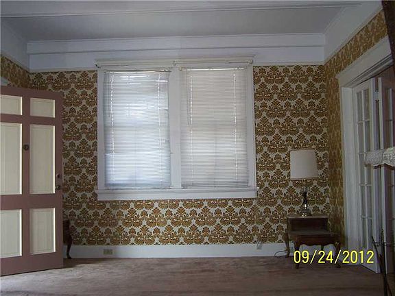 4th image of 1550 N Galvez St