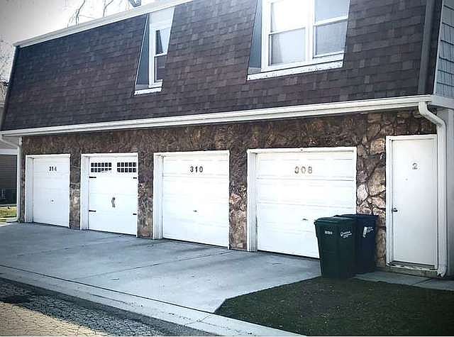 1st image of 310 Farmingdale Cir #310