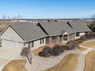 4701 S Sundance Cir, Sioux Falls, SD 57105
